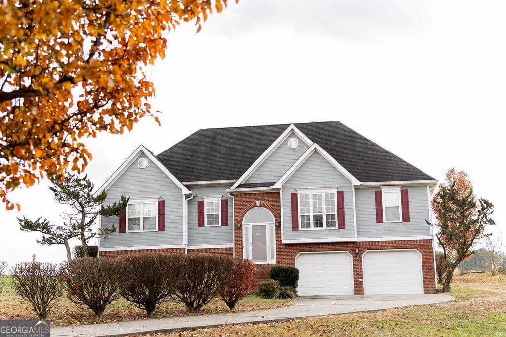 218 Golden Oaks Drive, Lafayette, GA 30728 — most recent listing photo