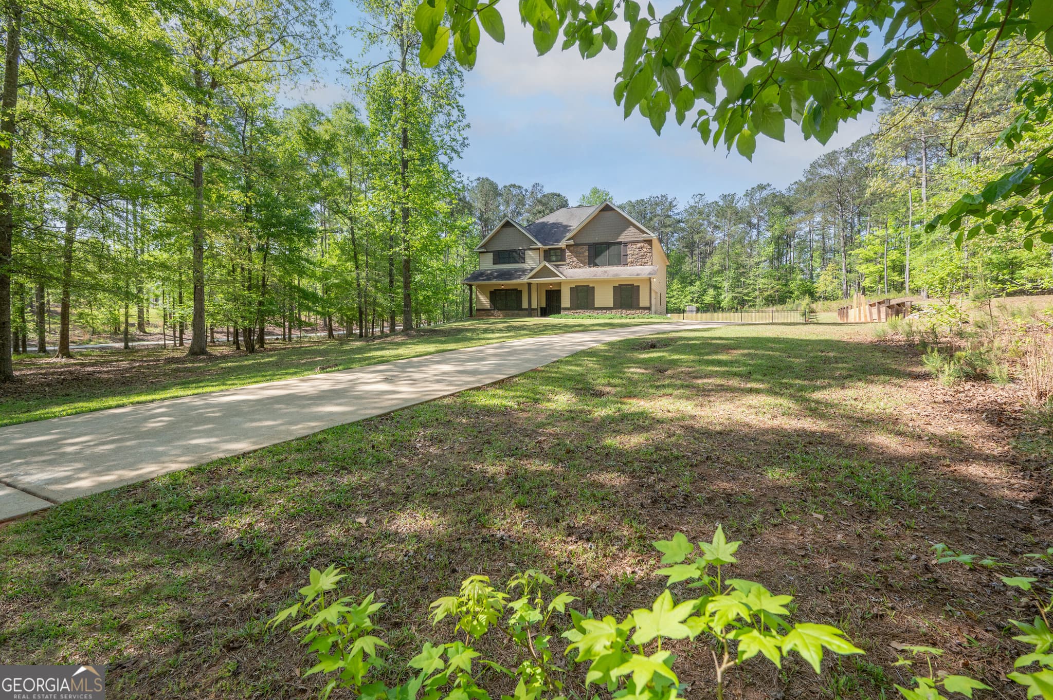 4 bedroom, 3.5 bathroom, 3,340 sq ft single family residence for sale at 566 Wild Turkey Drive, Pine Mountain, GA 31822 — photo 3