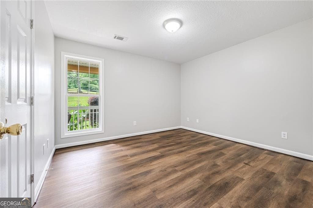 4 bedroom, 3 bathroom, 2,200 sq ft single family residence for sale at 59 Shadow Hills Lane, Dawsonville, GA 30534 — photo 10