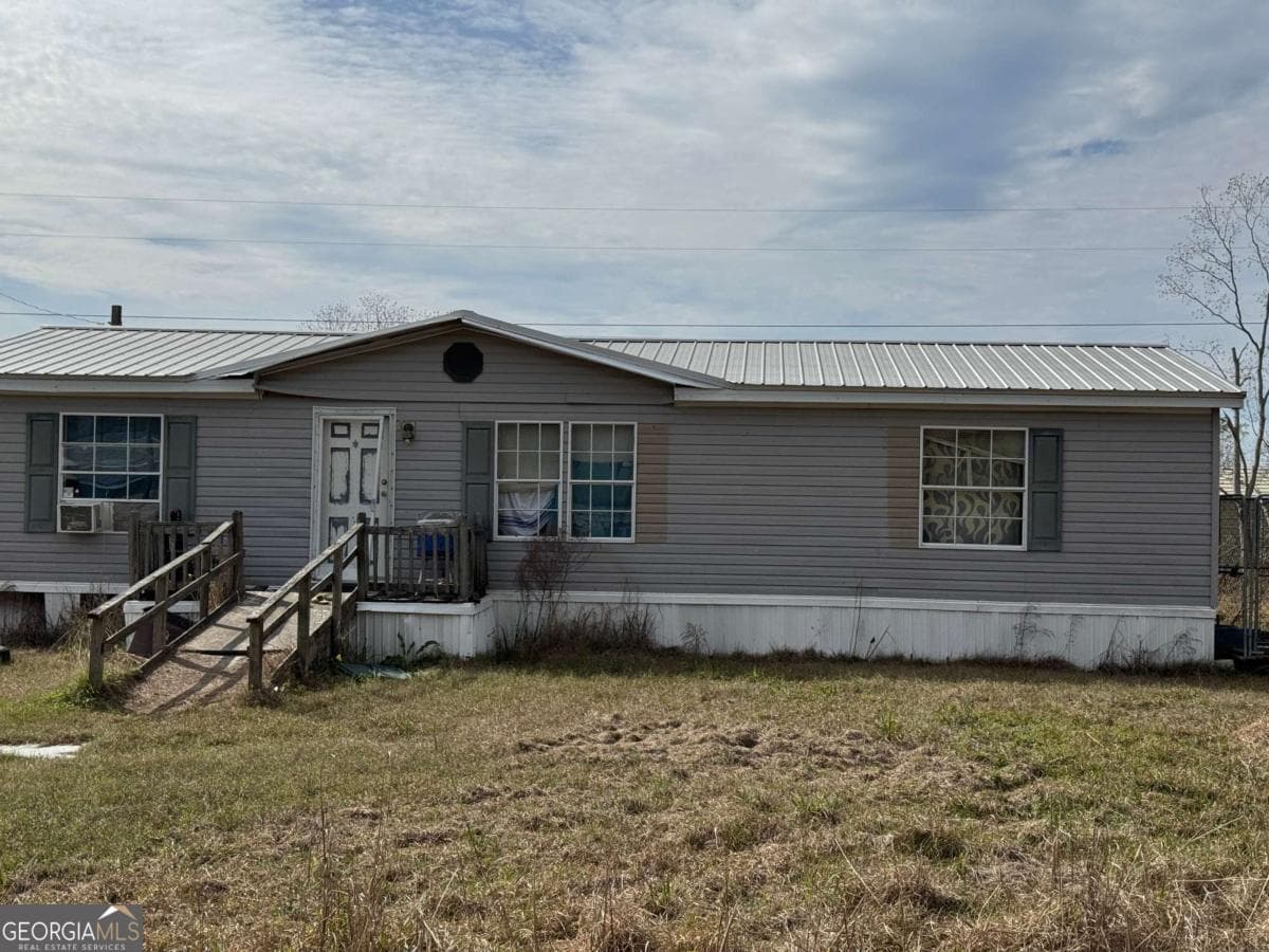 3 bedroom, 2 bathroom, 1,152 sq ft manufactured home,mobile home sold at 113 Briteblue, Alma, GA 31510