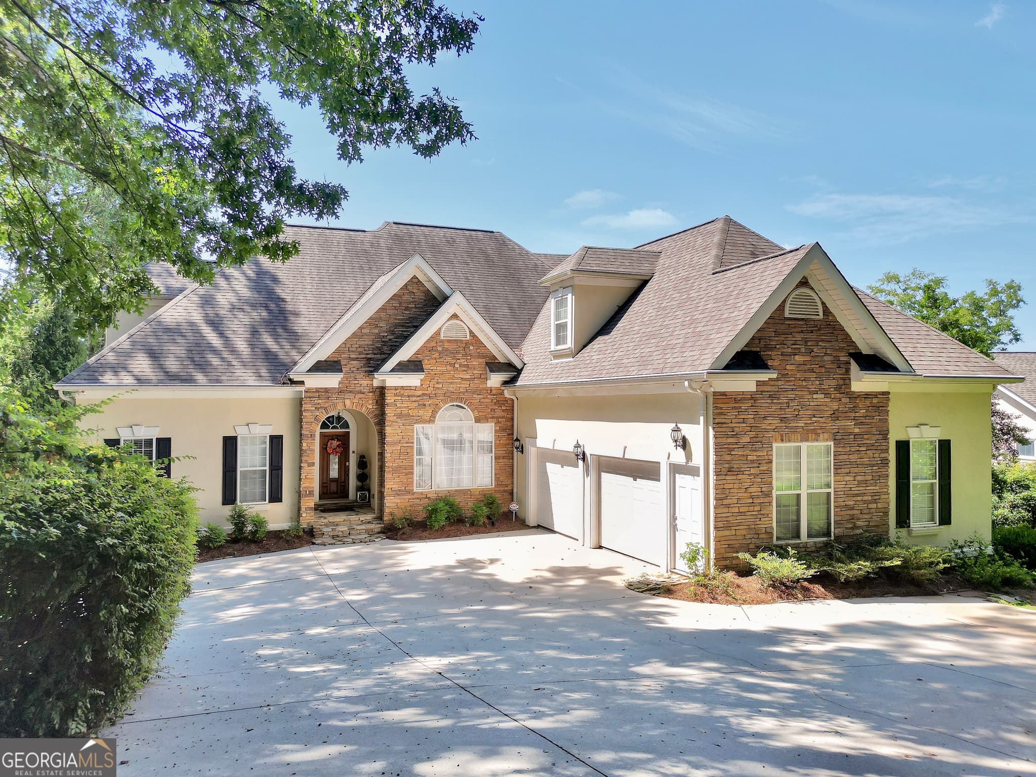 5 bedroom, 4.5 bathroom, 5,982 sq ft single family residence for sale at 781 Cardinal Drive, Monticello, GA 31064 — photo 4