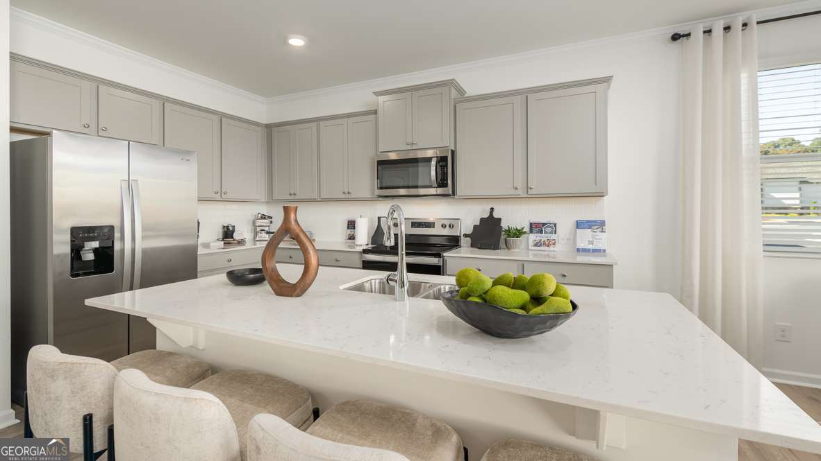 3 bedroom, 2.5 bathroom, 2,125 sq ft townhouse for sale at 4906 BALSA Point 173, Acworth, GA 30101