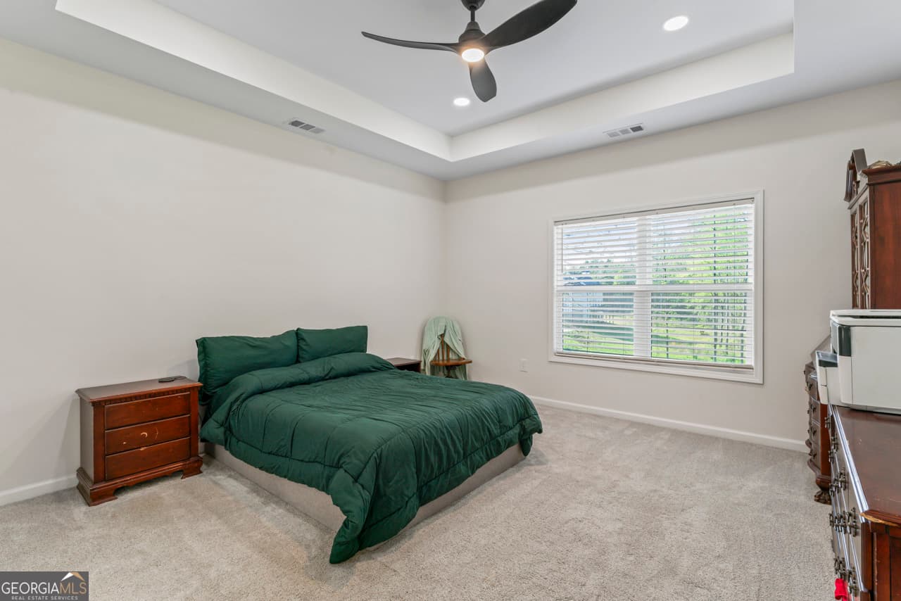 5 bedroom, 4 bathroom, 3,295 sq ft single family residence for sale at 209 Shell Cove, Mcdonough, GA 30252 — photo 8