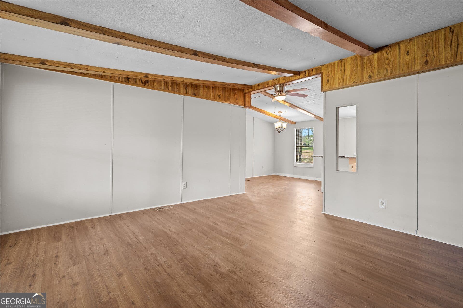 3 bedroom, 2 bathroom, 1,248 sq ft manufactured home,single family residence for sale at 2075 Louina Road, Roanoke, AL 36274 — photo 6