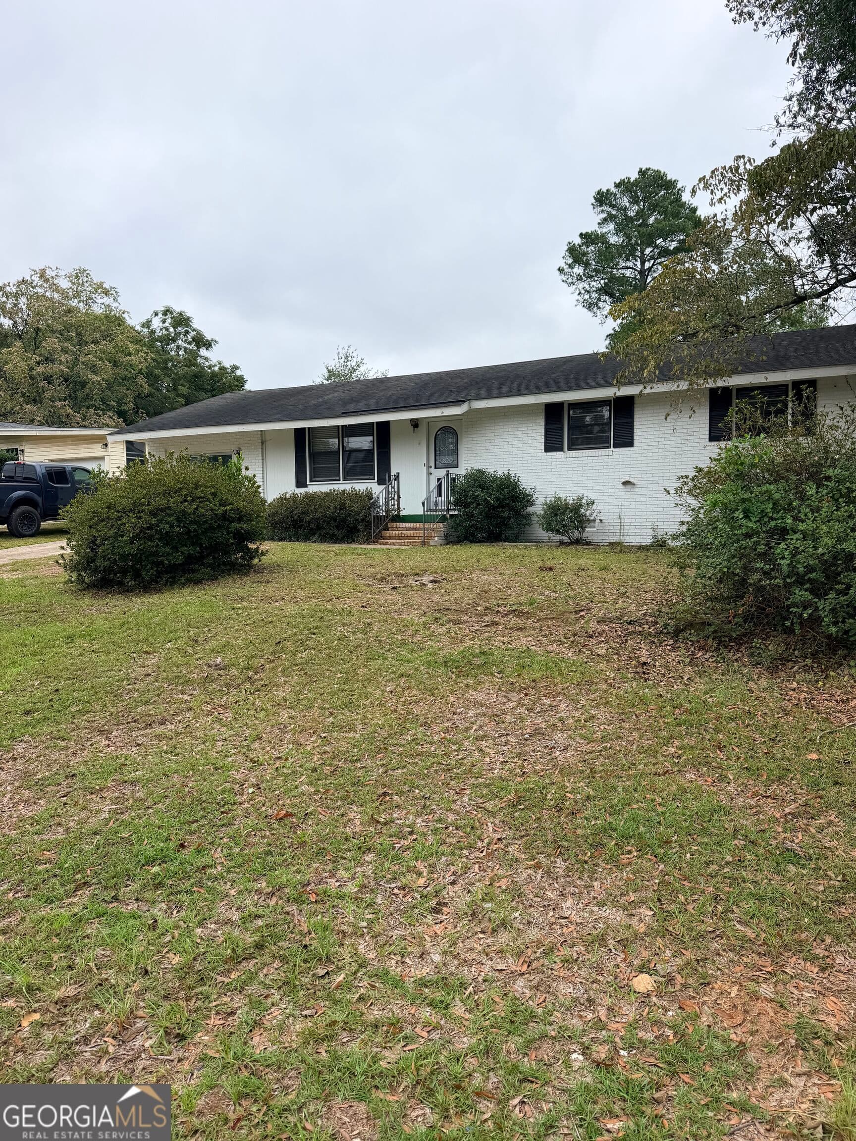 3 bedroom, 2 bathroom, 1,534 sq ft single family residence for sale at 150 Palmetto Avenue, North Augusta, SC 29841 — photo 2