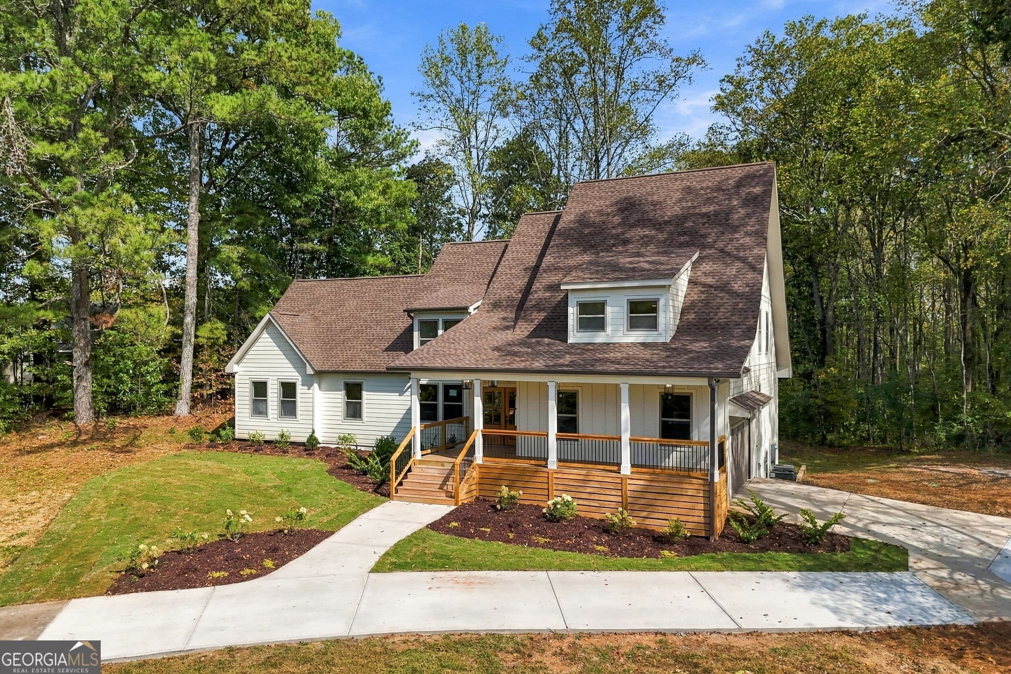 4 bedroom, 4 bathroom, 3,033 sq ft single family residence for sale at 2102 Thomas Road, Canton, GA 30115 — photo 6