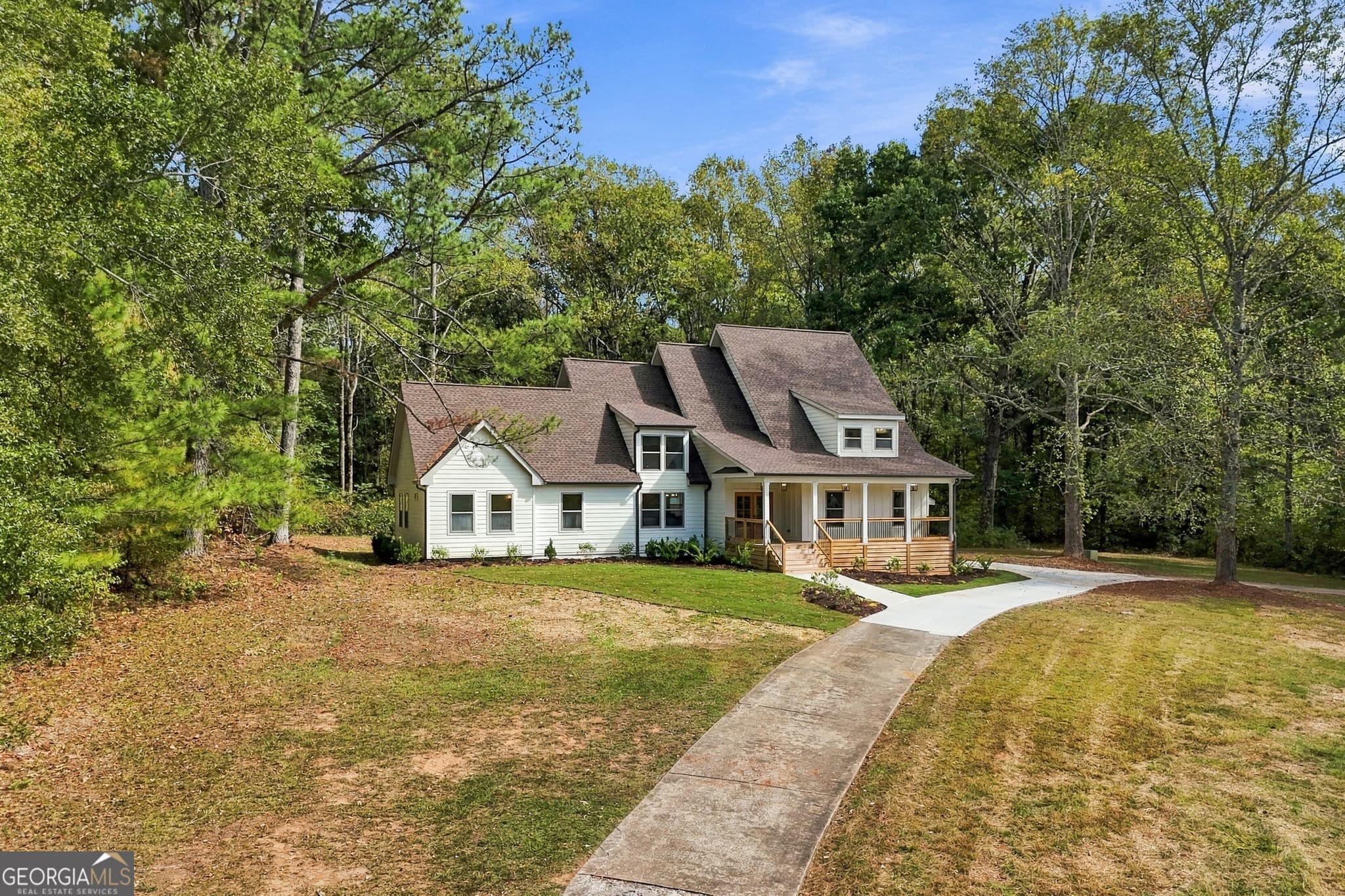 4 bedroom, 4 bathroom, 3,033 sq ft single family residence for sale at 2102 Thomas Road, Canton, GA 30115 — photo 4