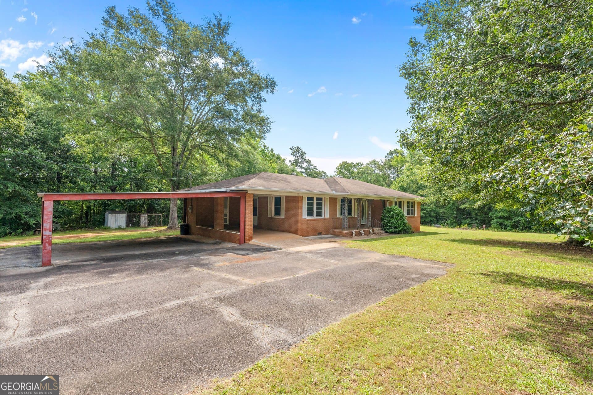 3 bedroom, 2 bathroom, 1,344 sq ft single family residence for sale at 1374 Clem Lowell Road, Carrollton, GA 30116 — photo 1 of 17