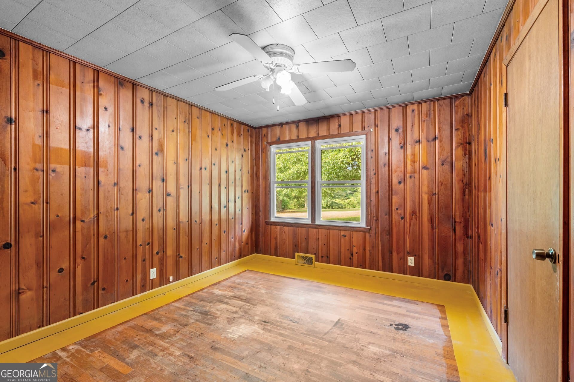 3 bedroom, 2 bathroom, 1,344 sq ft single family residence for sale at 1374 Clem Lowell Road, Carrollton, GA 30116 — photo 10