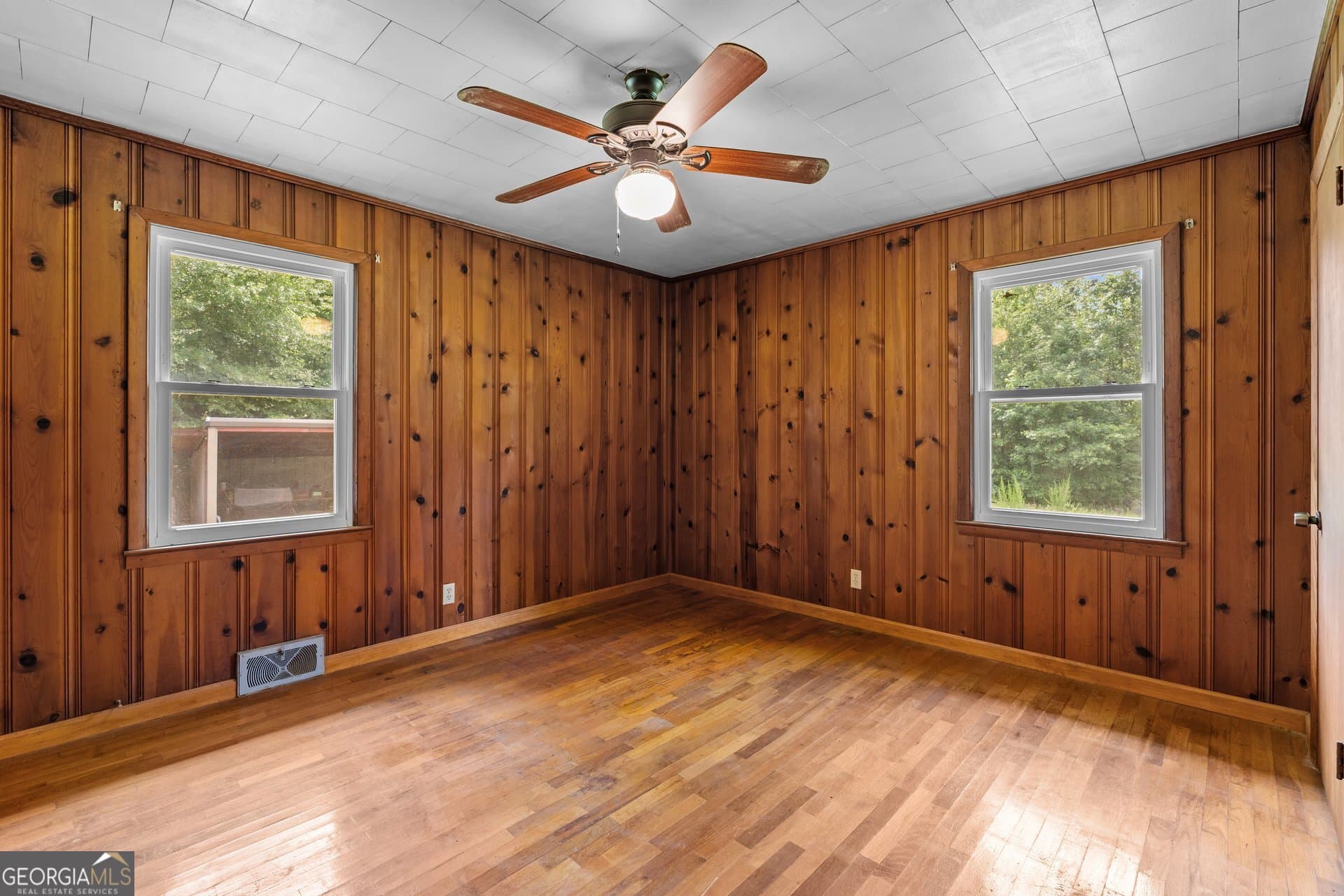 3 bedroom, 2 bathroom, 1,344 sq ft single family residence for sale at 1374 Clem Lowell Road, Carrollton, GA 30116 — photo 8