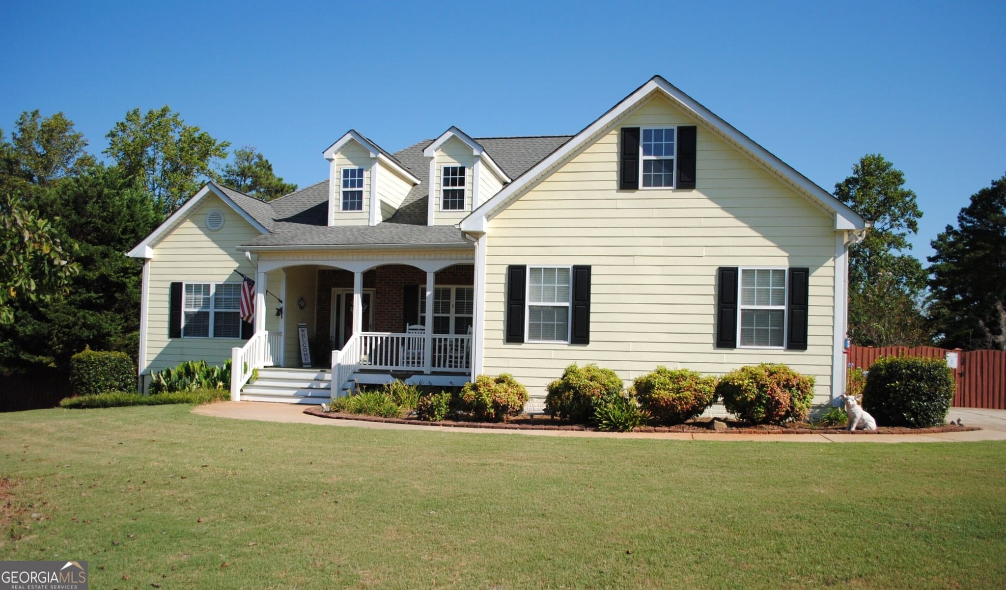 4 bedroom, 3 bathroom, 4,826 sq ft single family residence for sale at 250 Rock Mill Trail, Senoia, GA 30276 — photo 1 of 70
