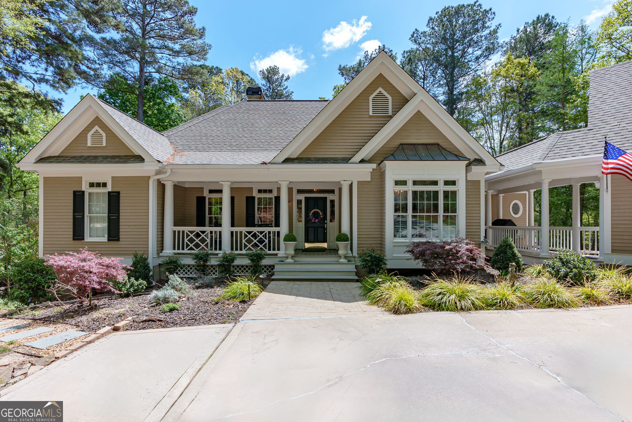 4 bedroom, 5 bathroom, 4,522 sq ft single family residence for sale at 1080 Quail Ridge Way, Greensboro, GA 30642 — photo 2