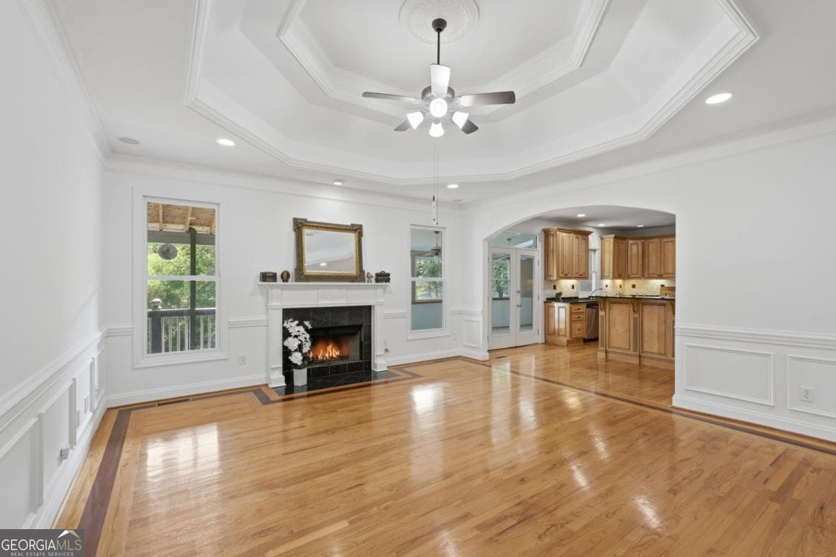 7 bedroom, 5 bathroom, 5,388 sq ft single family residence for sale at 1340 Eryn Circle, Suwanee, GA 30024 — photo 5