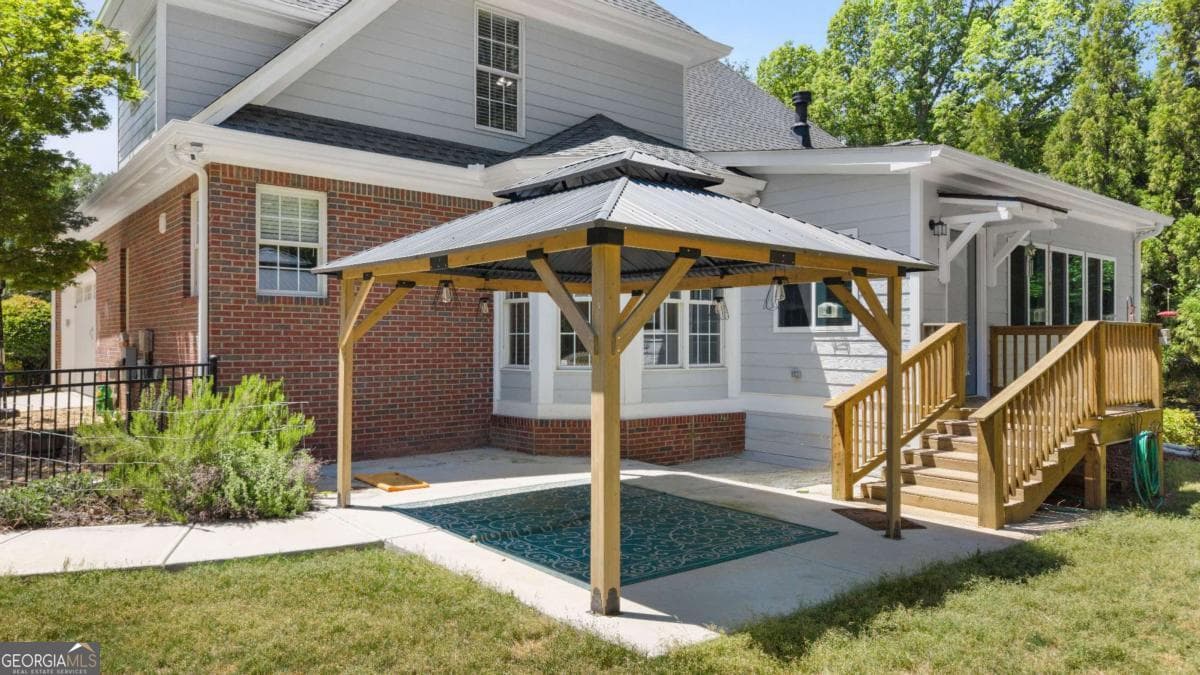 5 bedroom, 4.5 bathroom, 5,116 sq ft single family residence for sale at 1031 Founders Lake Drive, Athens, GA 30606 — photo 5