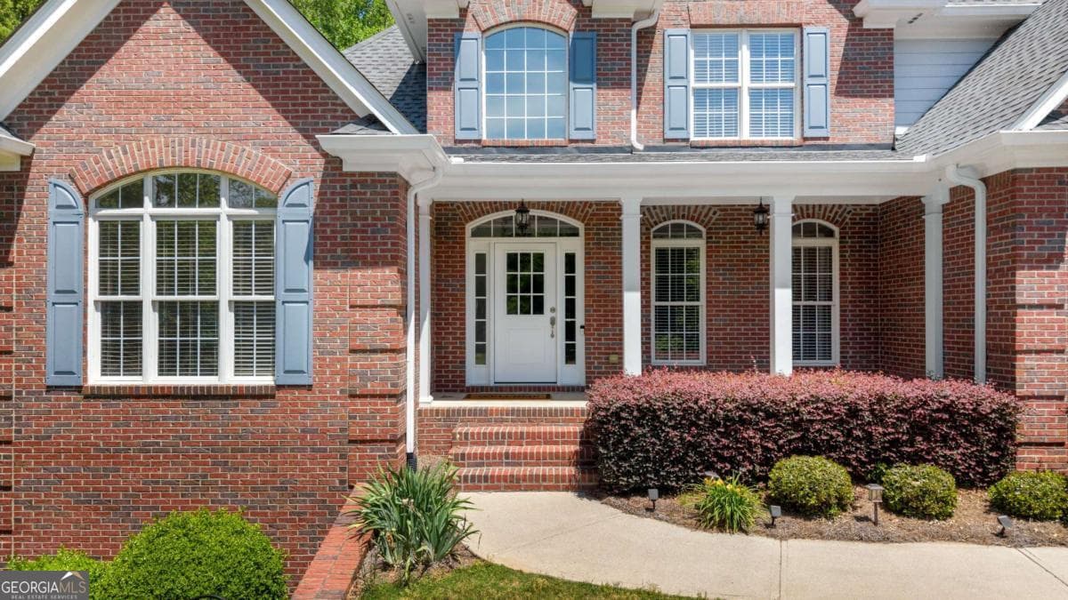 5 bedroom, 4.5 bathroom, 5,116 sq ft single family residence for sale at 1031 Founders Lake Drive, Athens, GA 30606 — photo 9
