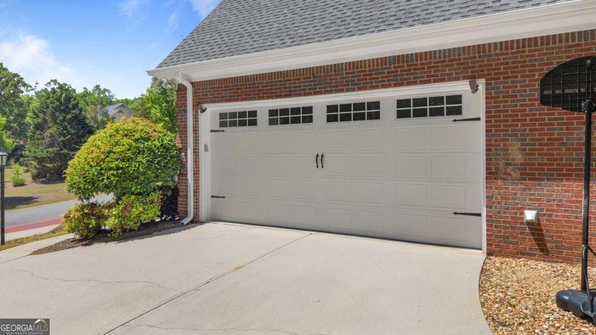 5 bedroom, 4.5 bathroom, 5,116 sq ft single family residence for sale at 1031 Founders Lake Drive, Athens, GA 30606 — photo 10