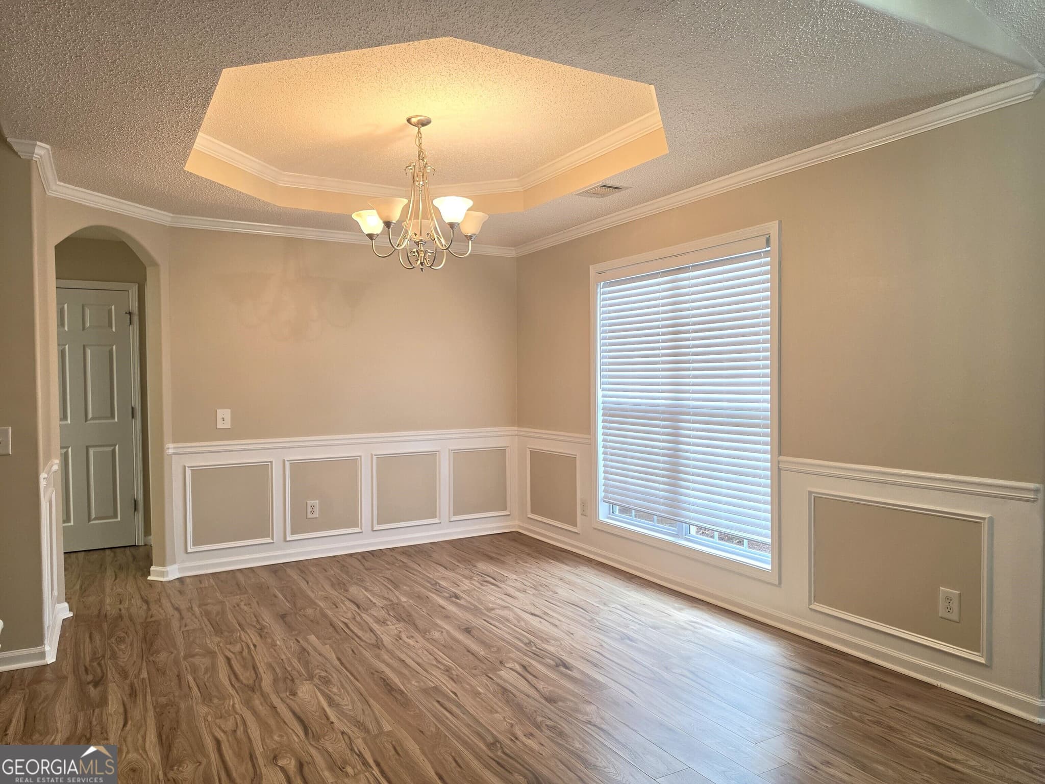 3 bedroom, 2 bathroom, 1,914 sq ft single family residence for sale at 122 Silver Bell Road, Jefferson, GA 30549 — photo 5