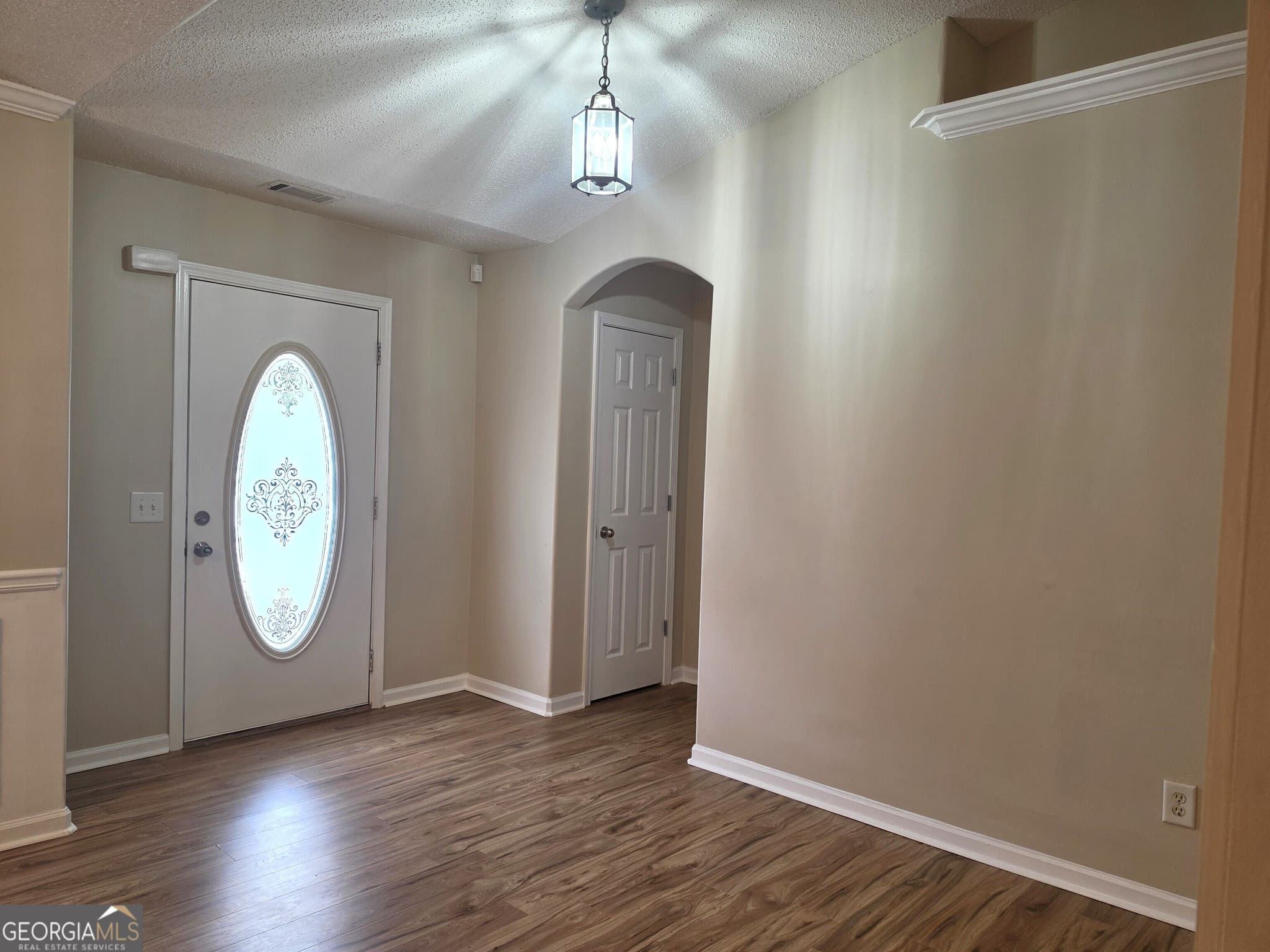 3 bedroom, 2 bathroom, 1,914 sq ft single family residence for sale at 122 Silver Bell Road, Jefferson, GA 30549 — photo 4