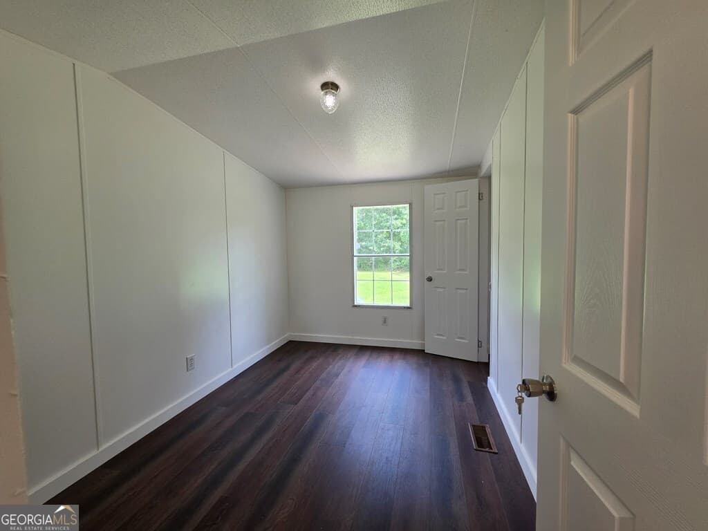 3 bedroom, 2 bathroom, 1,280 sq ft condominium for sale at 3889 Jacobs Drive, Blackshear, GA 31516 — photo 9