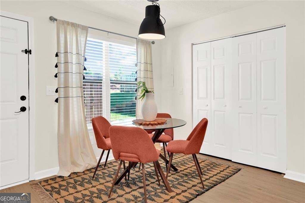 3 bedroom, 2.5 bathroom, 1,273 sq ft condominium for sale at 604 Ivey Court B, Woodstock, GA 30188 — photo 9