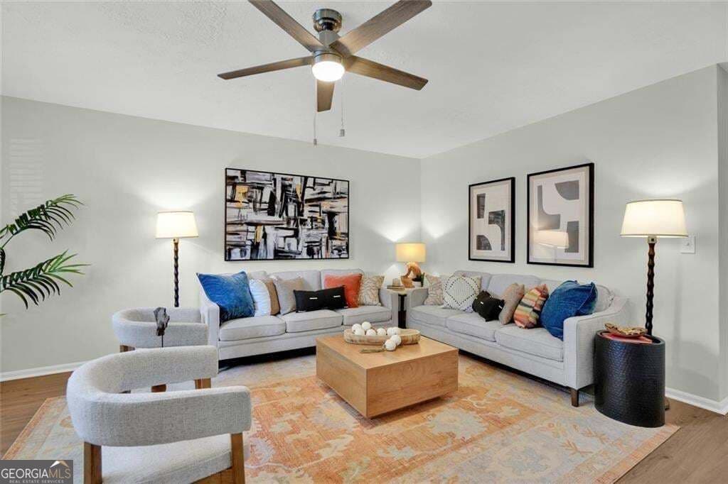 3 bedroom, 2.5 bathroom, 1,273 sq ft condominium for sale at 604 Ivey Court B, Woodstock, GA 30188 — photo 4