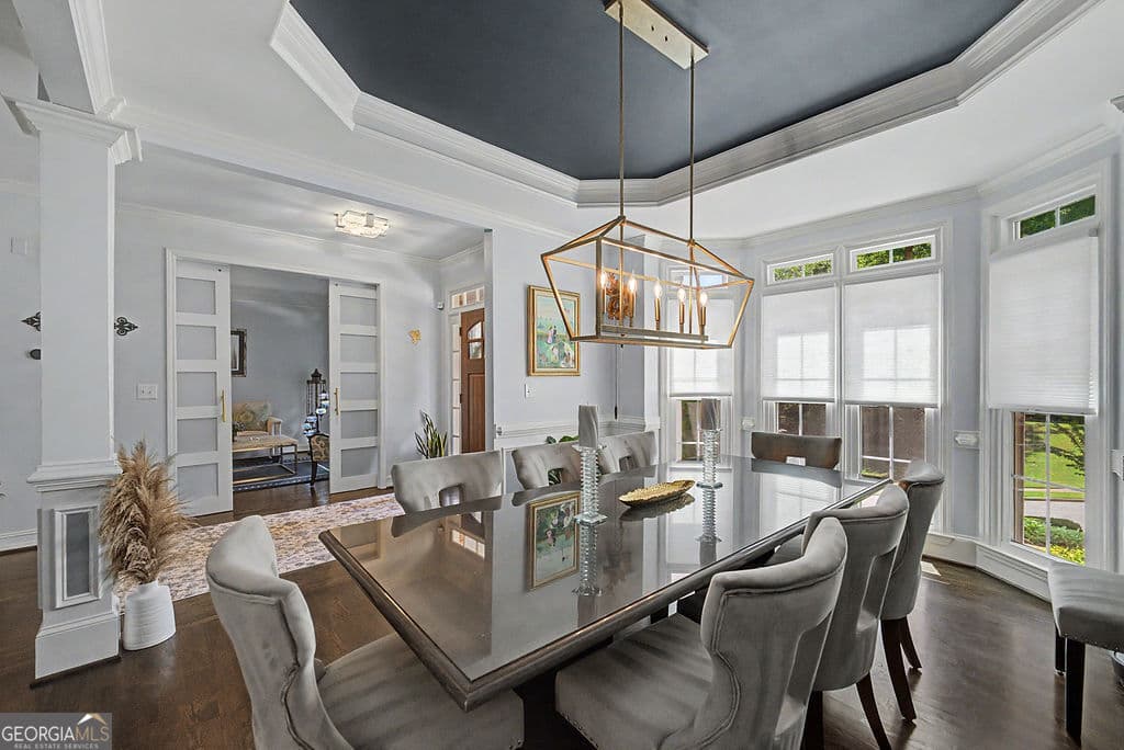 5 bedroom, 4.5 bathroom, 4,043 sq ft single family residence for sale at 106 Fairway Overlook, Woodstock, GA 30188 — photo 6