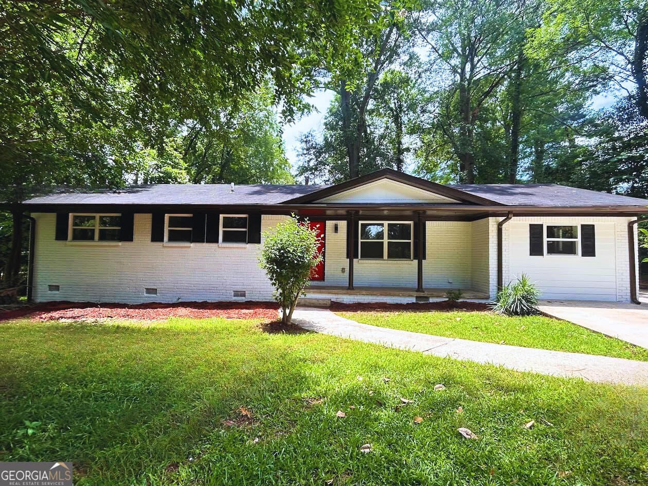 4 bedroom, 2 bathroom, 1,936 sq ft single family residence for rent at 3793 Rainbow Drive, Decatur, GA 30034 for $2,500 a month — photo 6