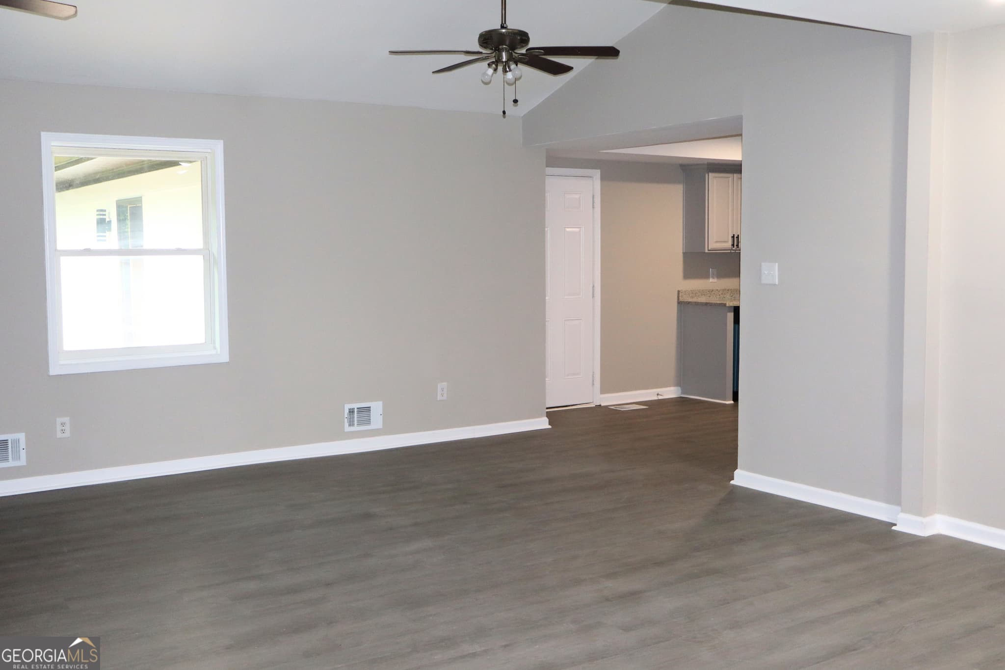 4 bedroom, 2 bathroom, 1,936 sq ft single family residence for rent at 3793 Rainbow Drive, Decatur, GA 30034 for $2,500 a month — photo 9