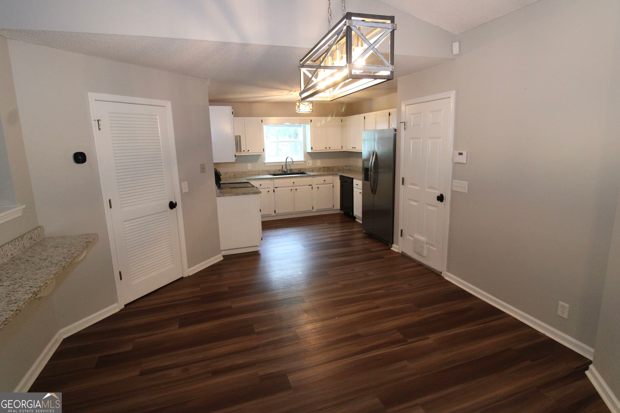4 bedroom, 2 bathroom, 1,617 sq ft single family residence for rent at 200 Chestnut Court, Kingsland, GA 31548 for $2,275 a month — photo 6