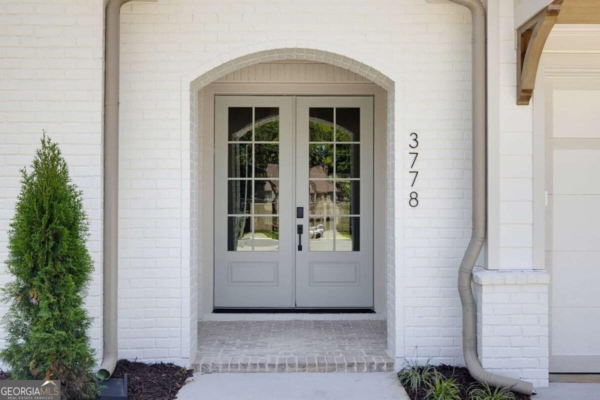 6 bedroom, 6.5 bathroom, 4,992 sq ft single family residence for sale at 3778 Wynn Walk, Brookhaven, GA 30341 — photo 2