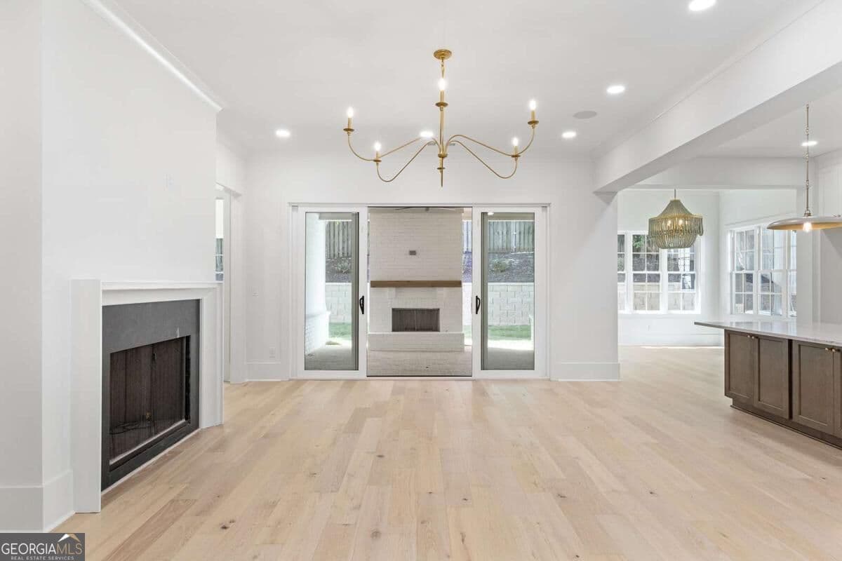 6 bedroom, 6.5 bathroom, 4,992 sq ft single family residence for sale at 3778 Wynn Walk, Brookhaven, GA 30341 — photo 7