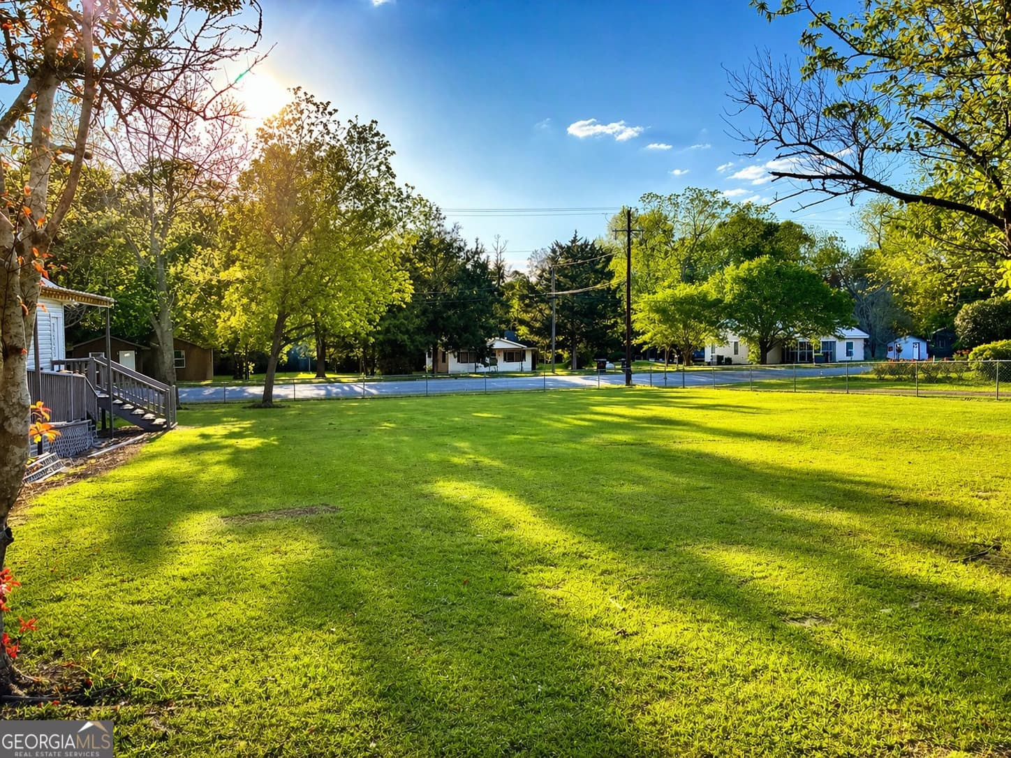 3 bedroom, 1.5 bathroom, 2,120 sq ft single family residence for sale at 21 6th Avenue, Rochelle, GA 31079 — photo 4