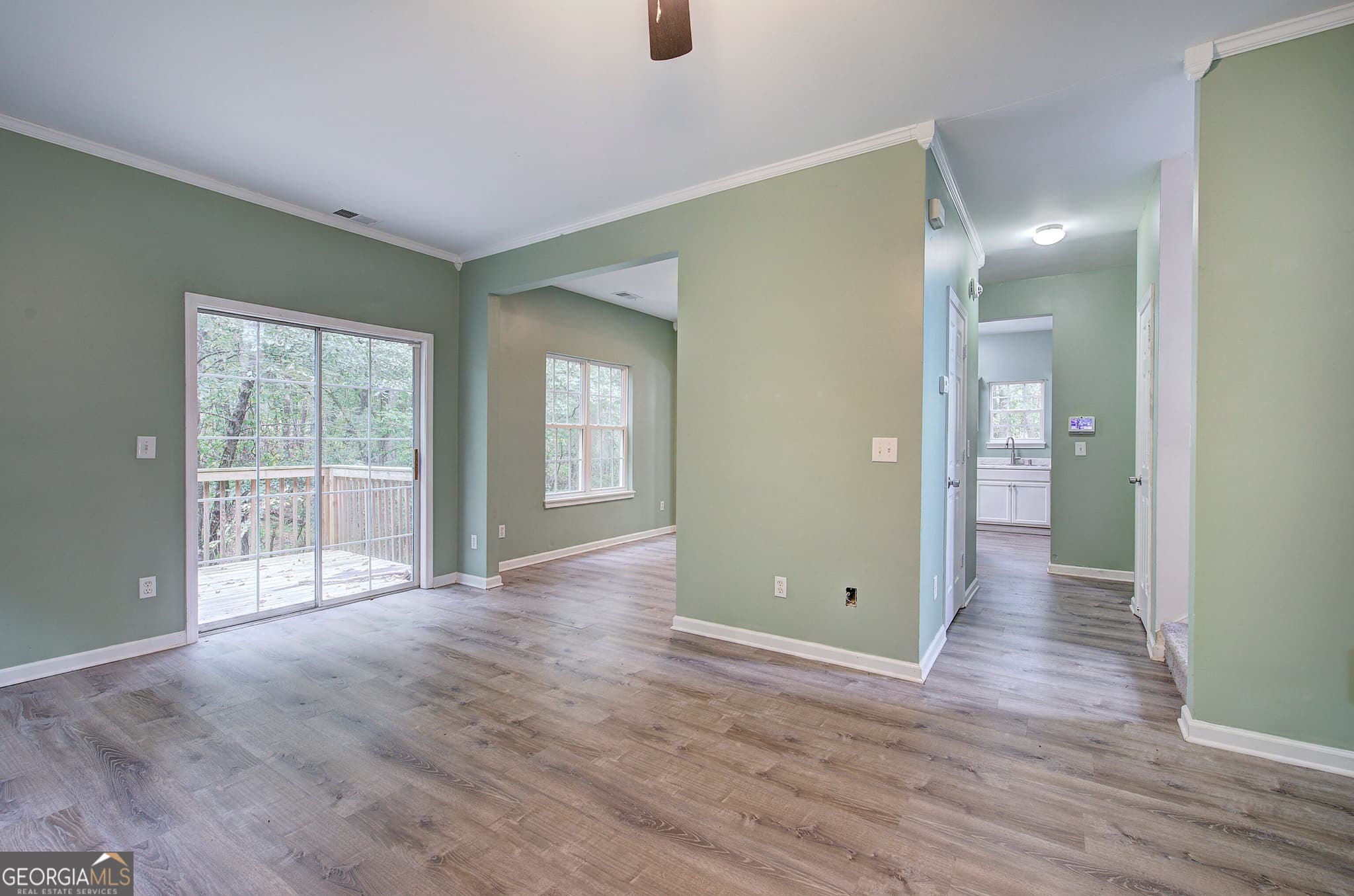 3 bedroom, 2.5 bathroom, 1,523 sq ft single family residence for sale at 385 Griffin Road, Cartersville, GA 30120 — photo 6