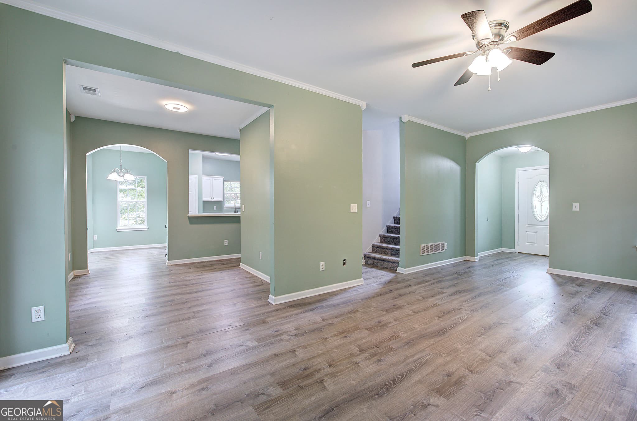3 bedroom, 2.5 bathroom, 1,523 sq ft single family residence for sale at 385 Griffin Road, Cartersville, GA 30120 — photo 7