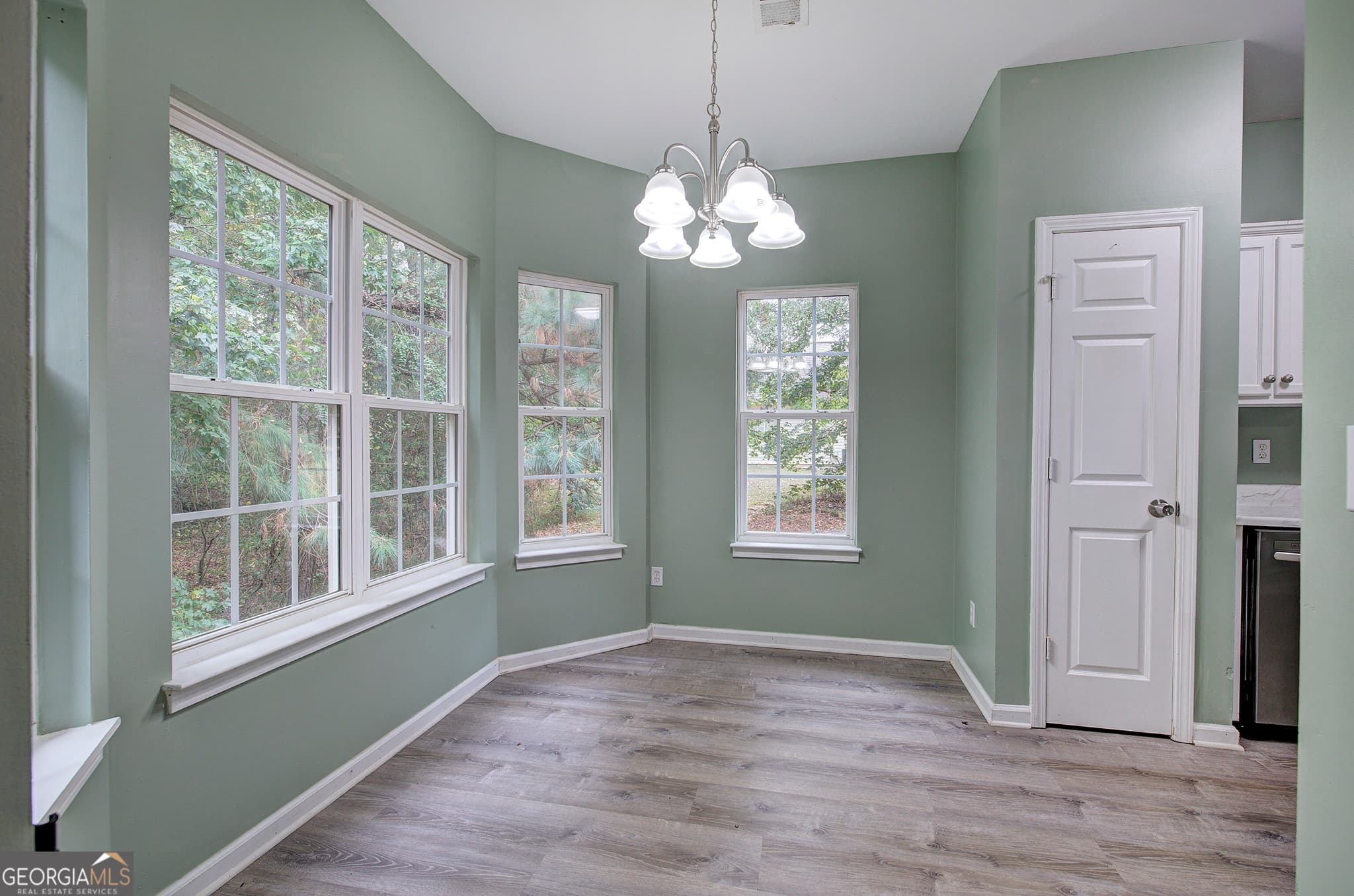 3 bedroom, 2.5 bathroom, 1,523 sq ft single family residence for sale at 385 Griffin Road, Cartersville, GA 30120 — photo 10