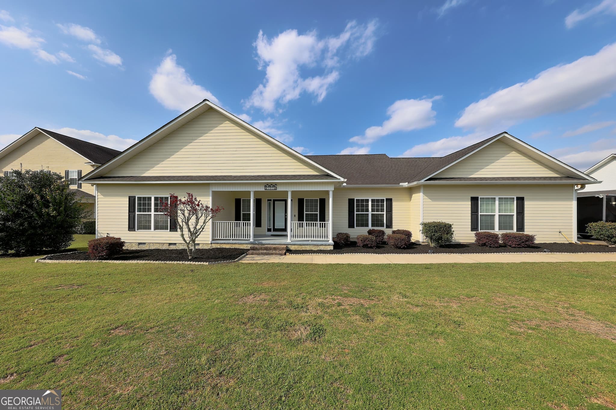 4 bedroom, 3 bathroom, 2,560 sq ft single family residence sold at 103 Willow Ridge Circle, Thomasville, GA 31757