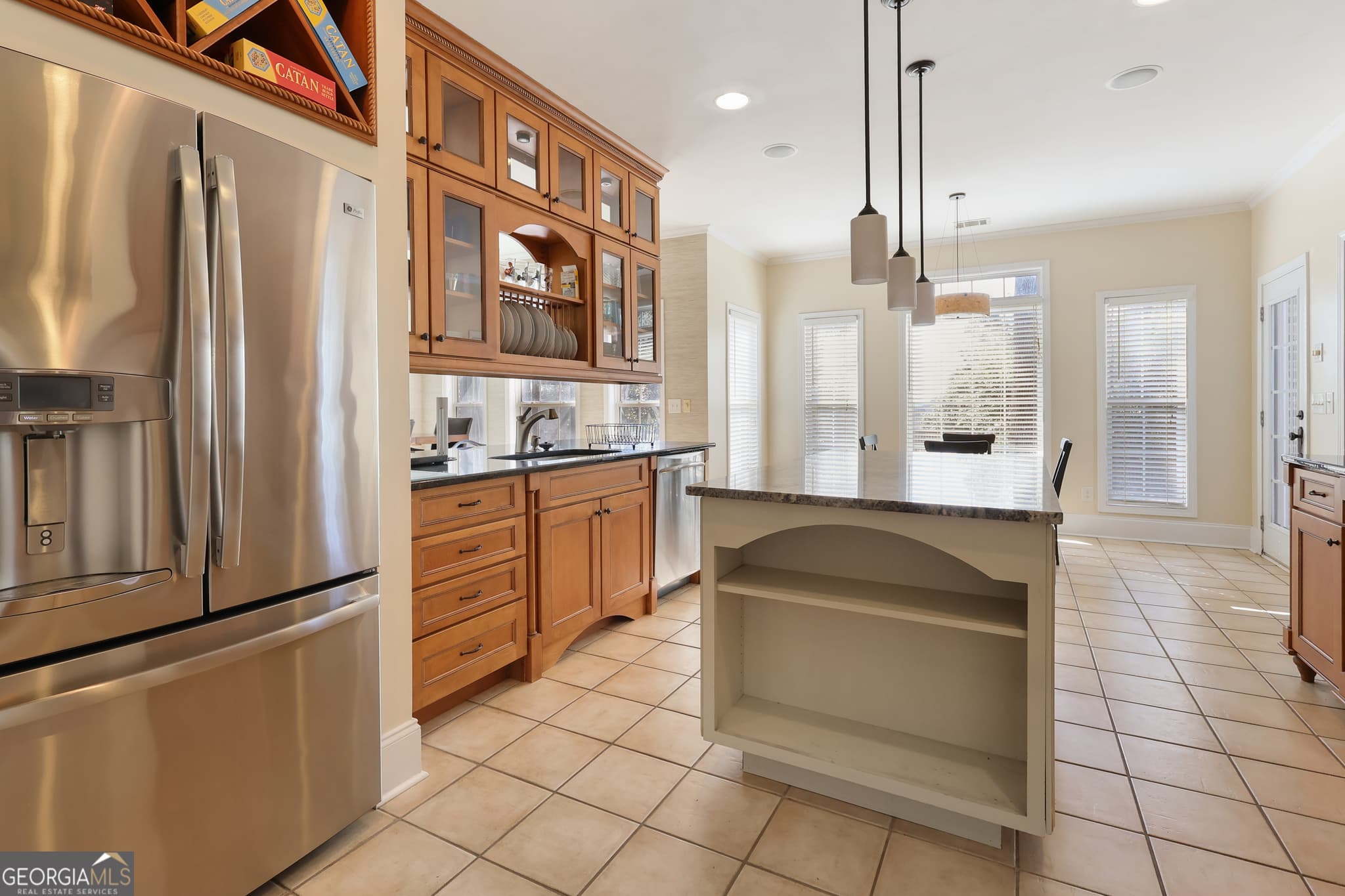 6 bedroom, 3.5 bathroom, 3,639 sq ft single family residence for sale at 333 Royal Crest Circle, Kathleen, GA 31047 — photo 8