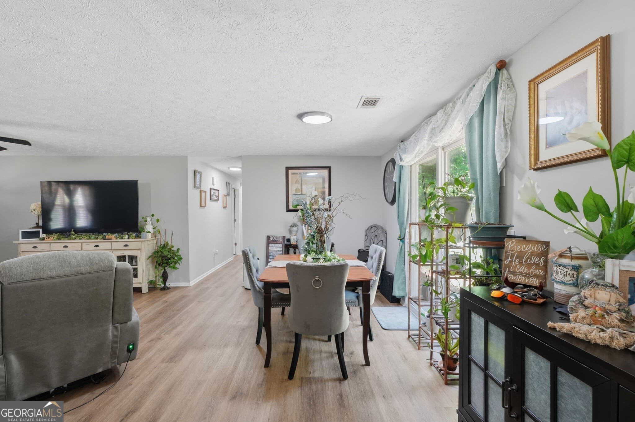 3 bedroom, 2 bathroom, 1,355 sq ft single family residence for sale at 6380 Pleasant Drive, Winston, GA 30187 — photo 6
