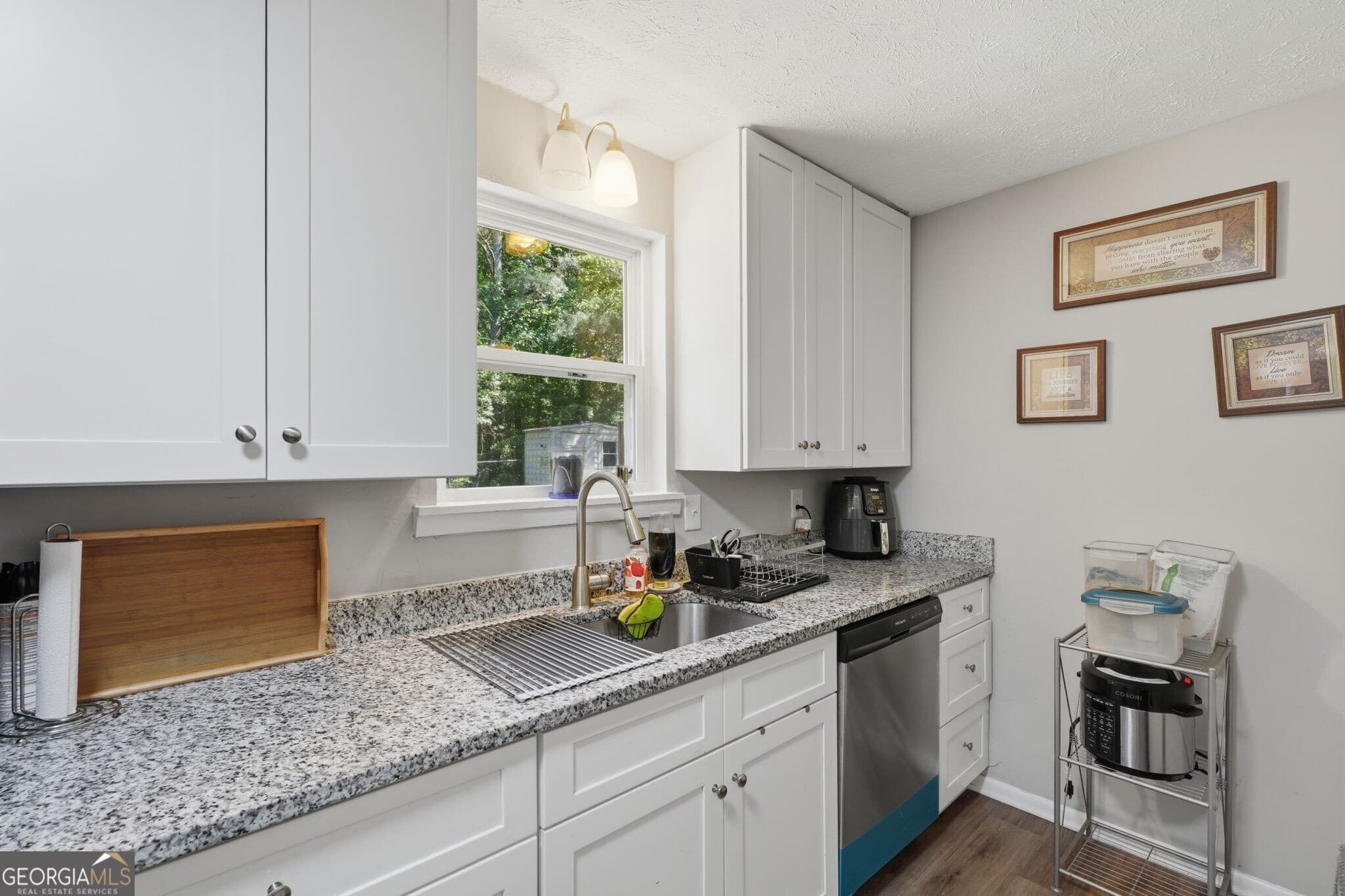 3 bedroom, 2 bathroom, 1,355 sq ft single family residence for sale at 6380 Pleasant Drive, Winston, GA 30187 — photo 10