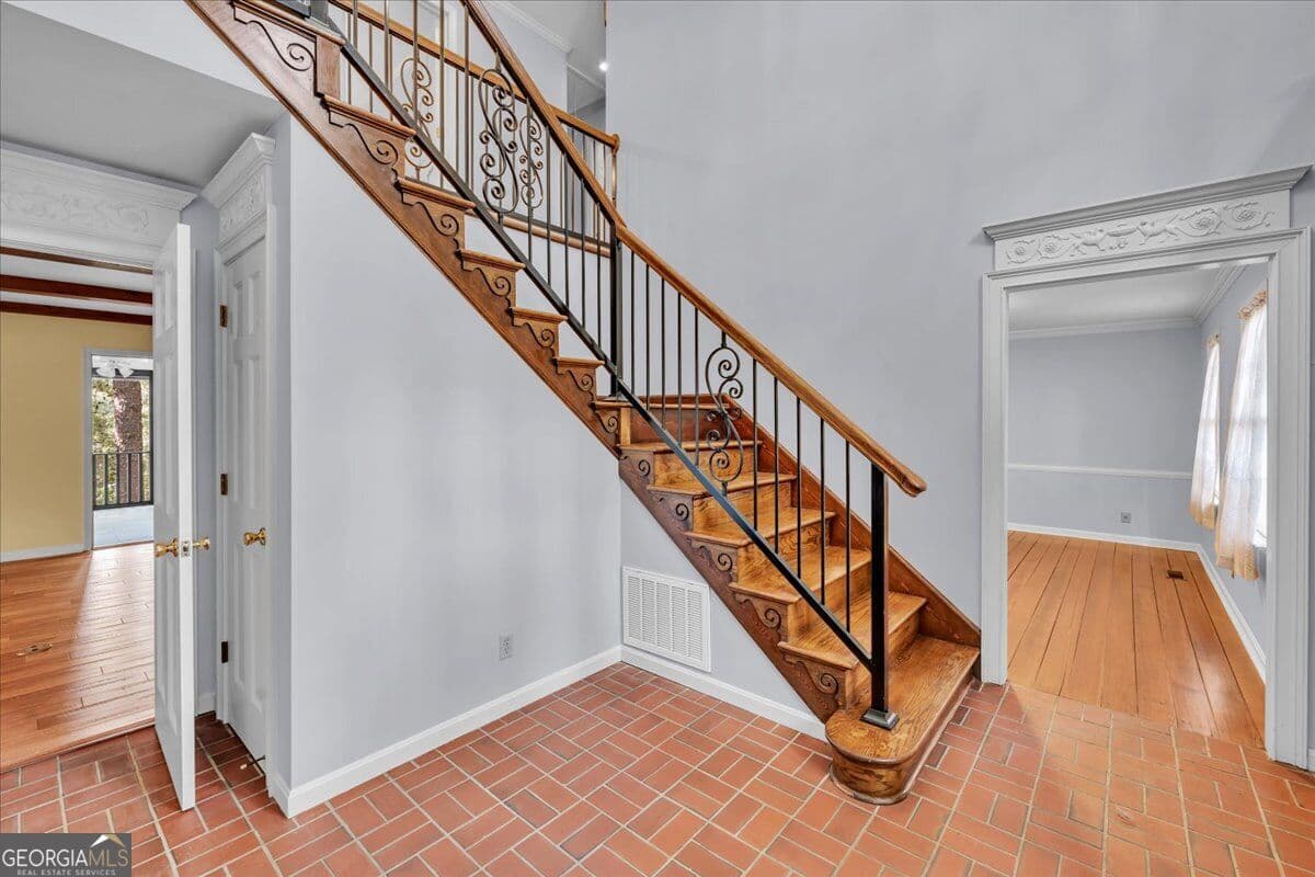 4 bedroom, 2.5 bathroom, 3,146 sq ft single family residence for sale at 113 Timberlea Drive, Warner Robins, GA 31088 — photo 4