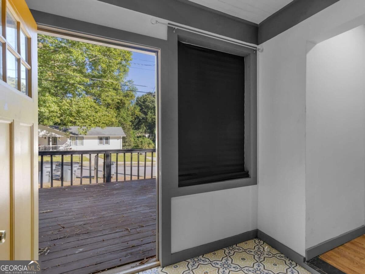 3 bedroom, 2 bathroom single family residence for sale at 484 Lake Drive, Hapeville, GA 30354 — photo 4