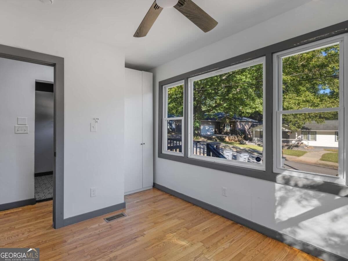 3 bedroom, 2 bathroom single family residence for sale at 484 Lake Drive, Hapeville, GA 30354 — photo 8