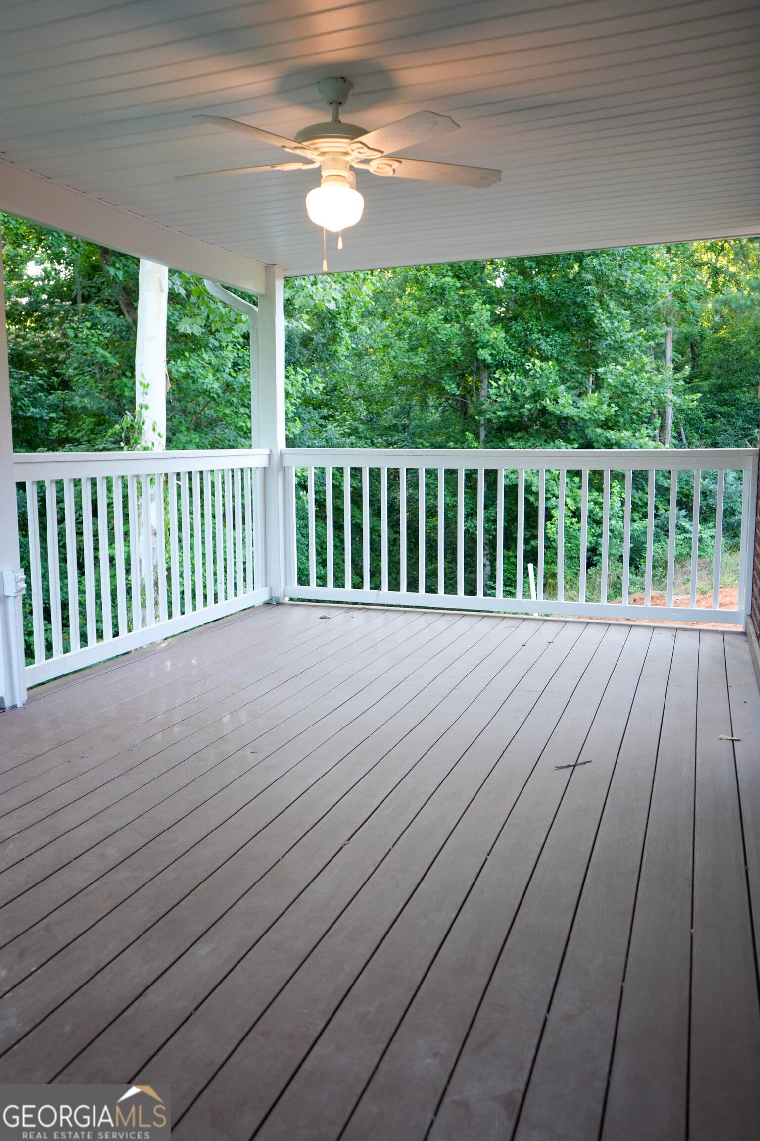 4 bedroom, 2.5 bathroom, 2,182 sq ft single family residence for rent at 118 Fox Fire Court, Dublin, GA 31021 for $2,850 a month — photo 6