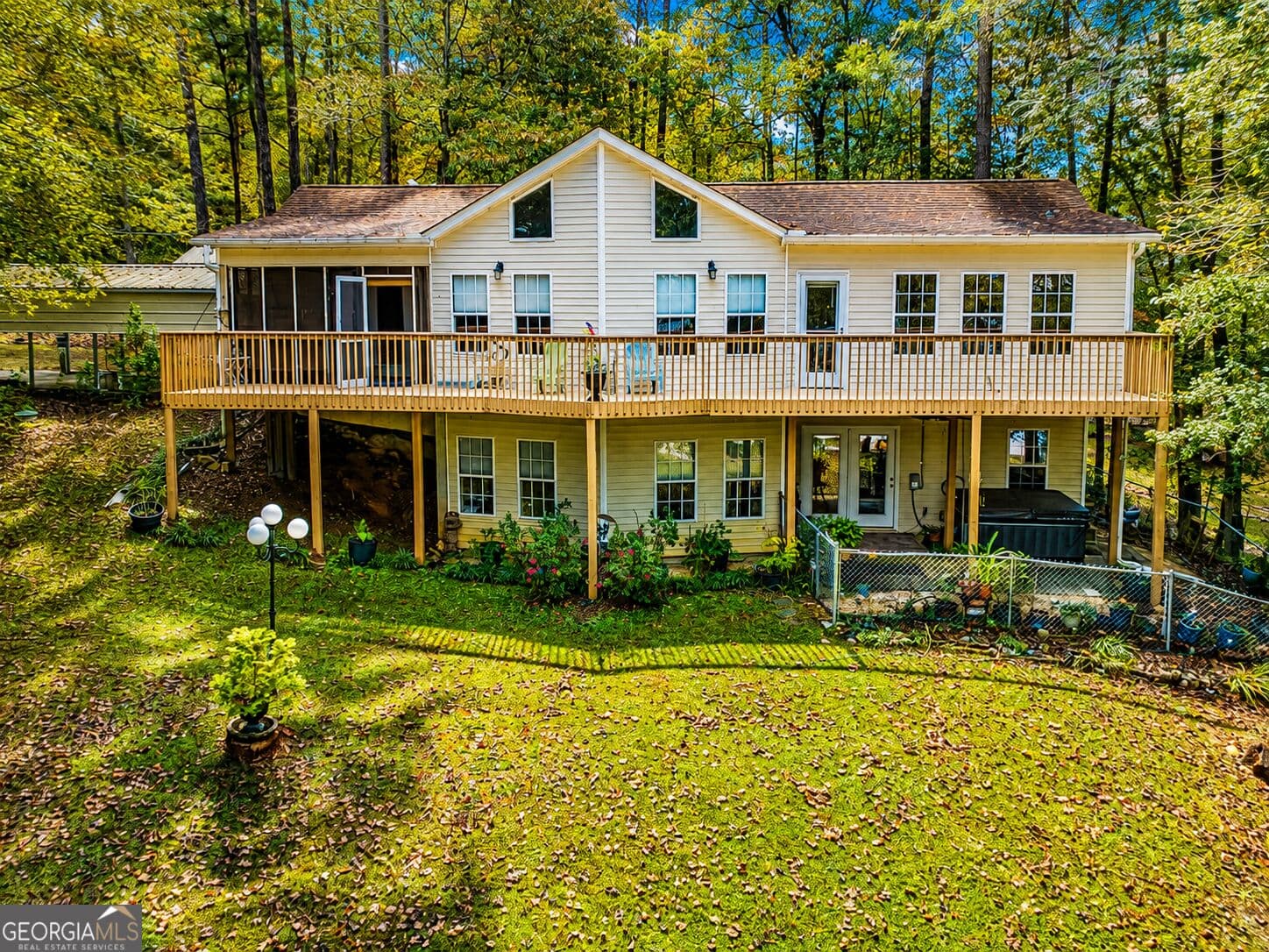 3 bedroom, 2 bathroom, 2,978 sq ft single family residence for sale at 94 Wild Turkey Court, Monticello, GA 31064 — photo 1 of 77