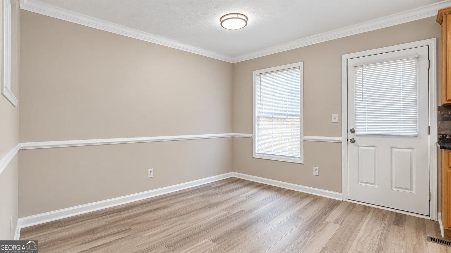 3 bedroom, 2.5 bathroom, 1,600 sq ft townhouse for rent at 3063 Destin Circle, Snellville, GA 30078 for $1,950 a month — photo 9