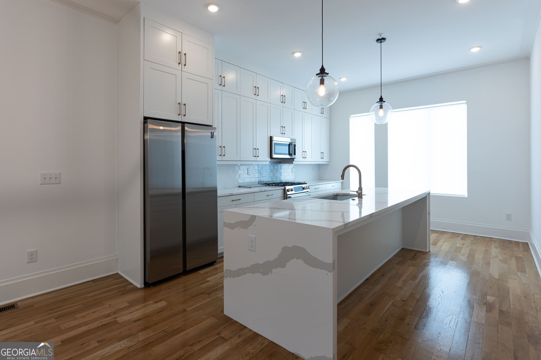 3 bedroom, 4 bathroom, 2,000 sq ft townhouse for rent at 1836 Memorial Drive, Atlanta, GA 30317 for $3,300 a month — photo 2