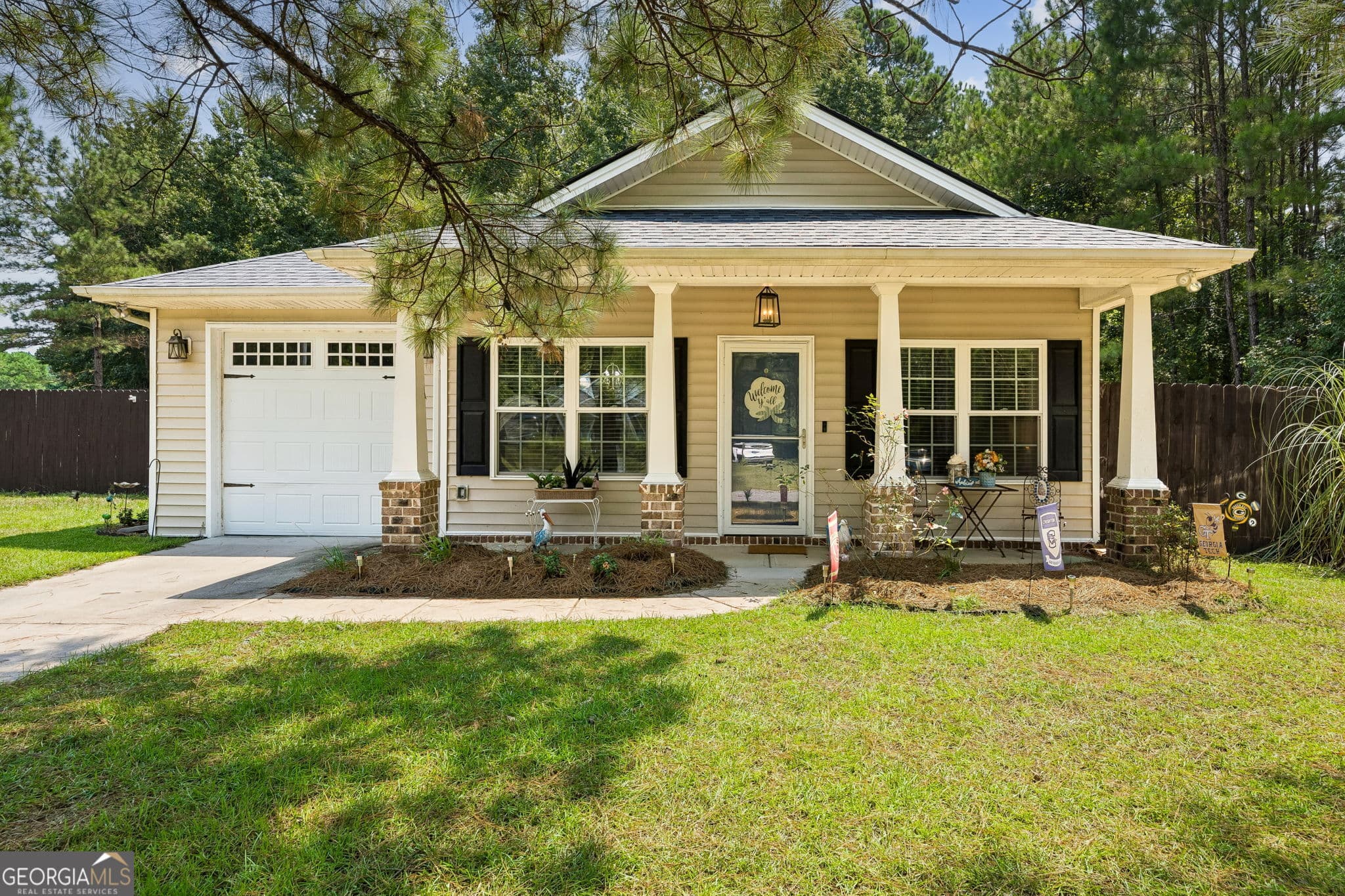 3 bedroom, 2 bathroom, 1,158 sq ft single family residence for sale at 1175 Tidal Drive, Townsend, GA 31331