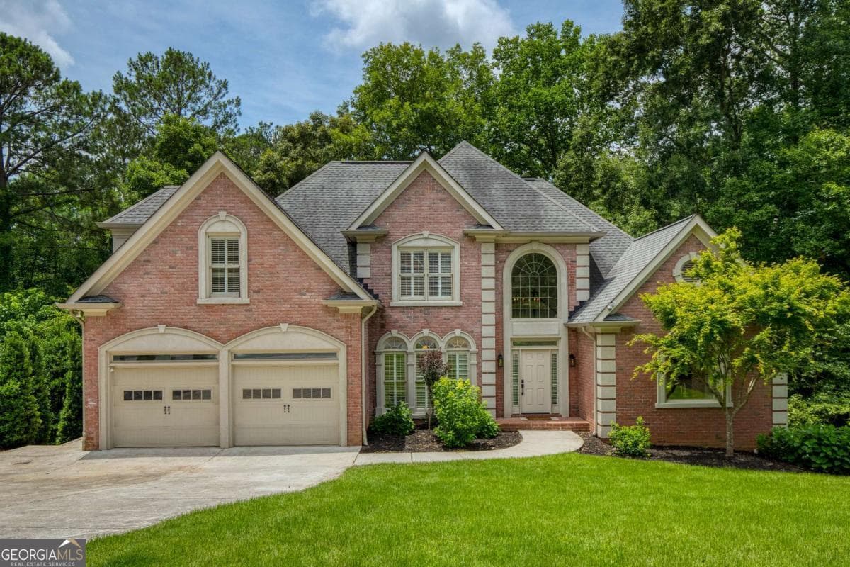 5 bedroom, 4.5 bathroom, 5,396 sq ft single family residence sold at 836 Chelsea Park Drive, Marietta, GA 30068