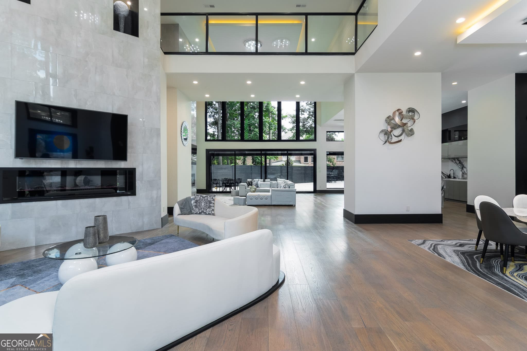 7 bedroom, 7 bathroom, 6,800 sq ft single family residence for sale at 2401 NE Greenglade Road, Atlanta, GA 30345 — photo 10