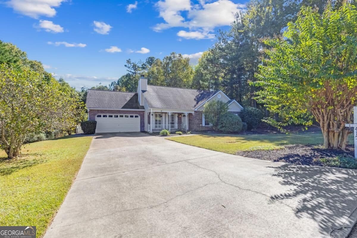 3 bedroom, 2 bathroom, 1,492 sq ft single family residence for sale at 415 Waverly Point Drive, Grayson, GA 30017 — photo 5